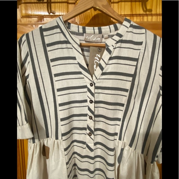 Dress - Picture 2 of 7